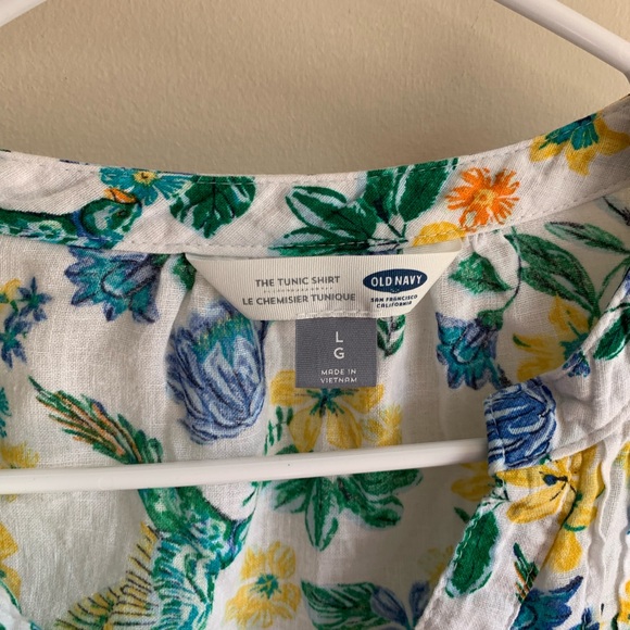 Old Navy Tropical Floral Parrot Linen Popover Top - Picture 2 of 5
